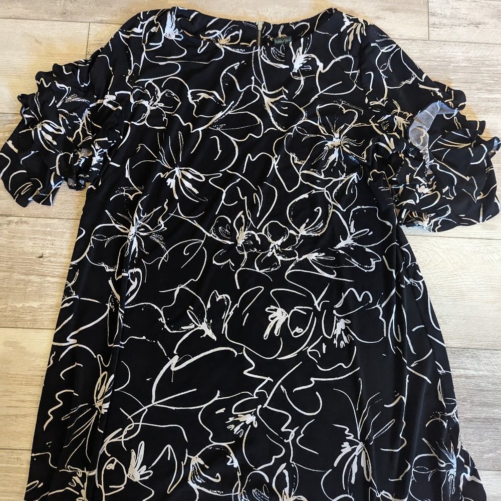 Gabby Skye Black Knee-length Dress 18W